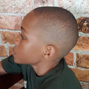 Meet your Posher, Emmanuel